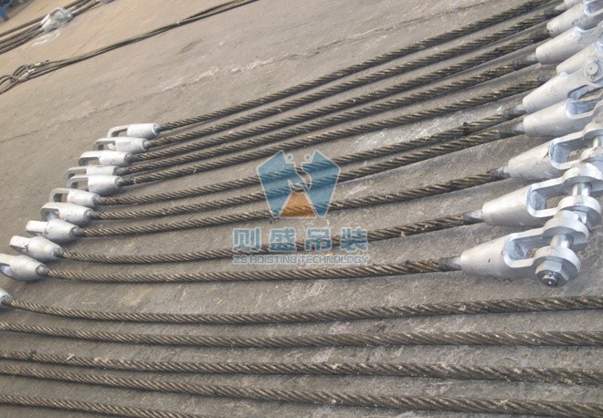 ������˿������